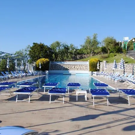 Daire Termini-sant'agata Sleeps 6 Pool Air Con *