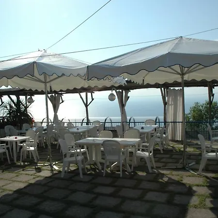 Termini-sant'agata Sleeps 6 Pool Air Con Termini